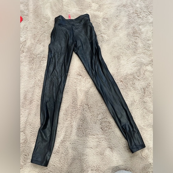 Spanx faux leather leggings size small petite - Picture 6 of 6